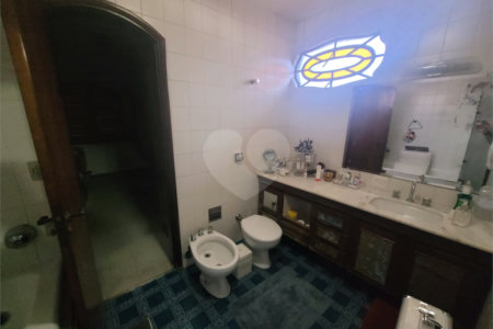 Casa à venda com 4 quartos, sendo 2 suítes, em Planalto Paulista, São Paulo, SP
