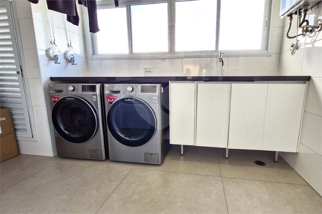 Apartamento à venda com 3 suítes em Brooklin, São Paulo, SP