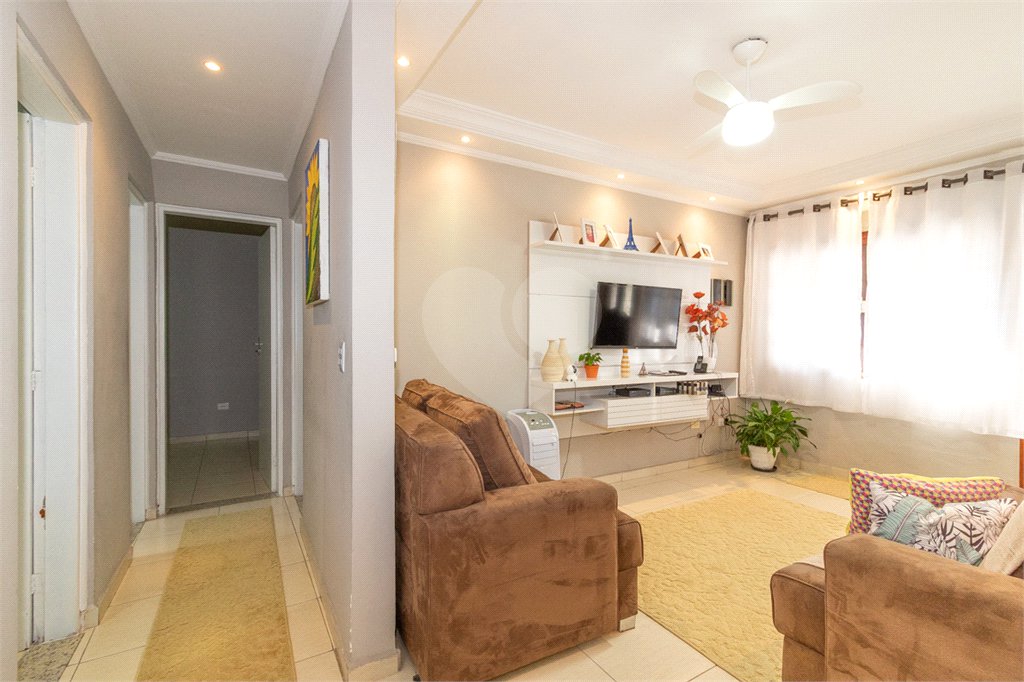Casa à venda com 3 quartos, sendo 1 suíte, em Chora Menino, São Paulo, SP