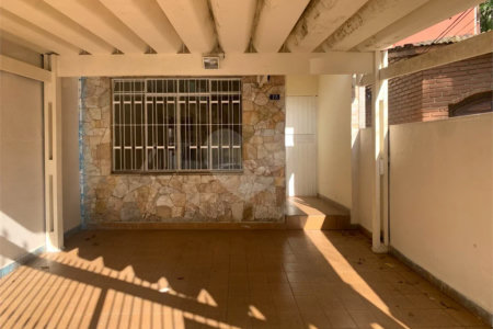 Sobrado à venda com 3 quartos em Água Fria, São Paulo, SP
