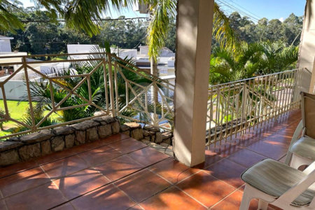 Casa à venda com 4 quartos, sendo 3 suítes,  no condomínio Terras de Santa Teresa, Itupeva - SP