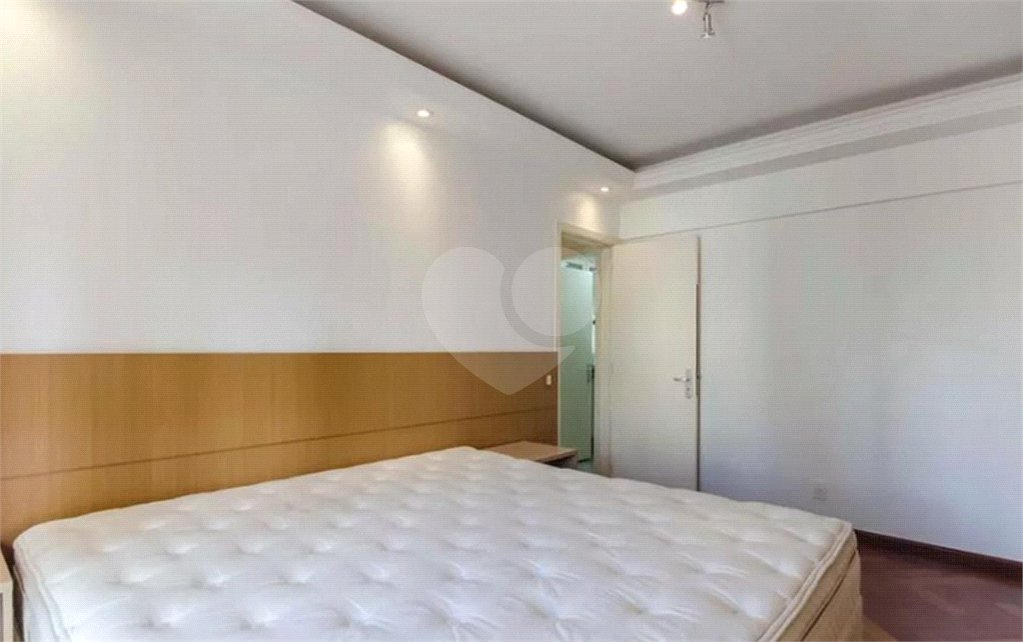 Apartamento à venda com 4 quartos, sendo 3 suítes, em Santana, São Paulo, SP