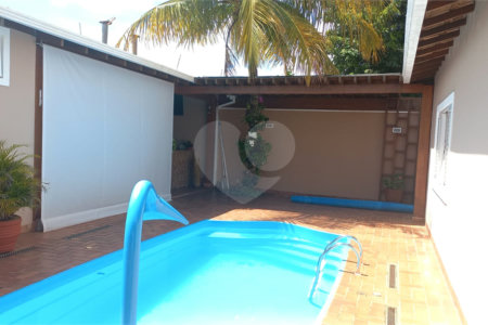 Casa à venda com 4 quartos, sendo 2 suítes, em Jardim Adalgisa, Araraquara, SP
