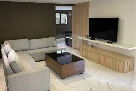 Apartamento à venda com 4 suítes em Vila Suzana, São Paulo, SP