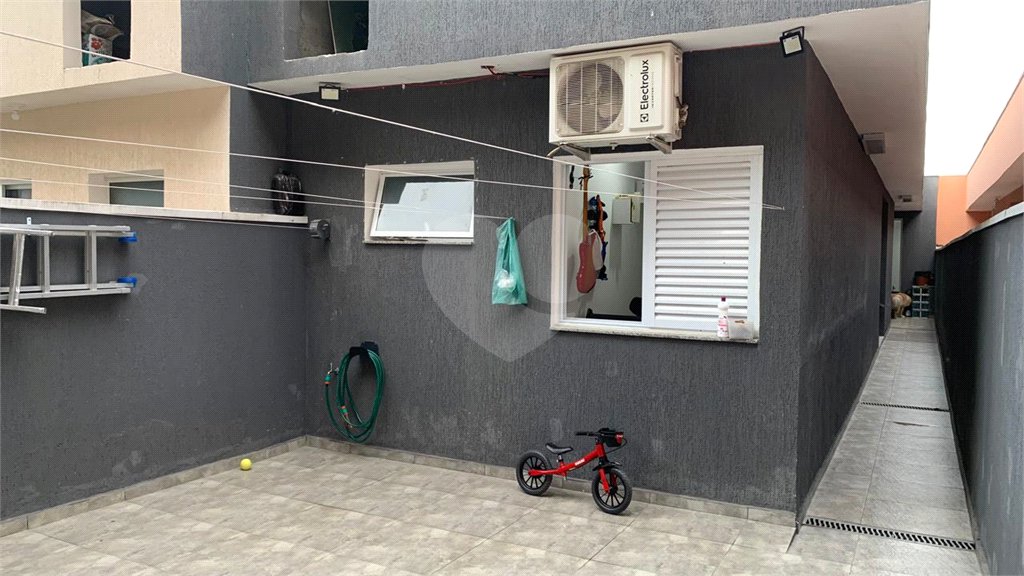 Sobrado à venda com 3 quartos, sendo 1 suíte,  em Mogi Moderno, Mogi das Cruzes, SP