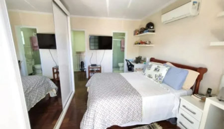 Casa à venda com 4 quartos, sendo 3 suítes,  em Jardim Bonfiglioli, São Paulo, SP