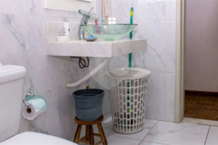 Sobrado à venda com 2 quartos em Santana, São Paulo, SP
