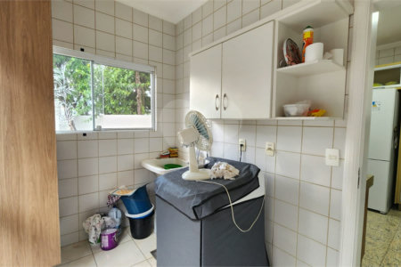 Casa à venda com 4 quartos, sendo 2 suítes, no condomínio Marambaia, Vinhedo - SP