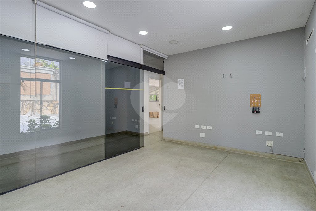 Sobrado à venda ou para alugar com 1 quarto em Chácara Santo Antônio (zona Sul), São Paulo, SP