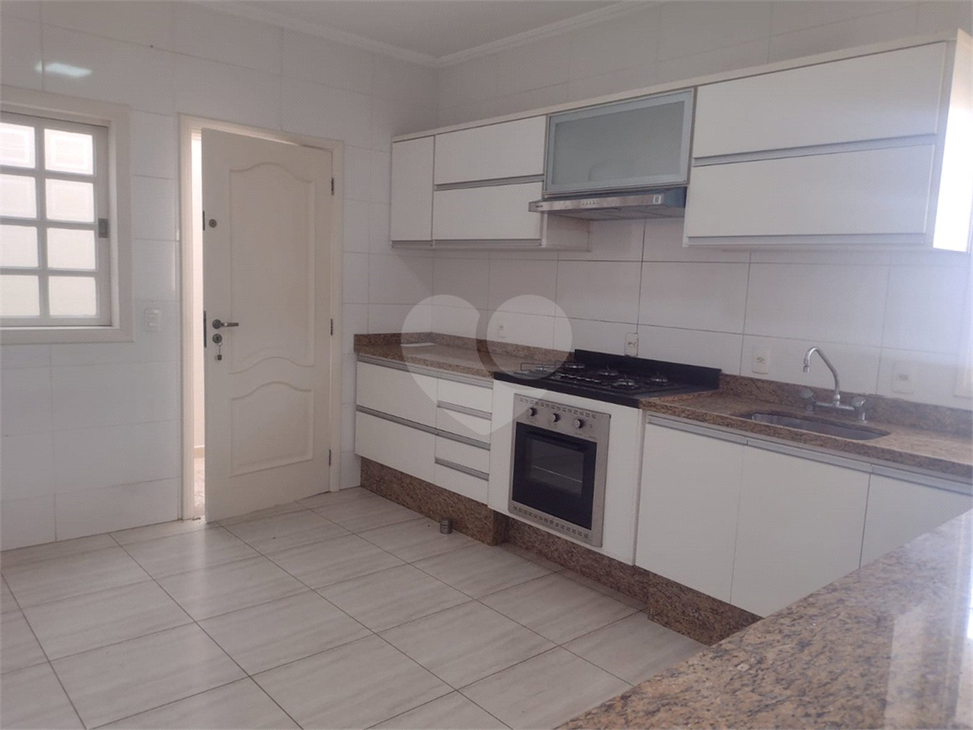 Casa para alugar com 3 suítes em Loteamento Aldeia da Mata, Votorantim, SP