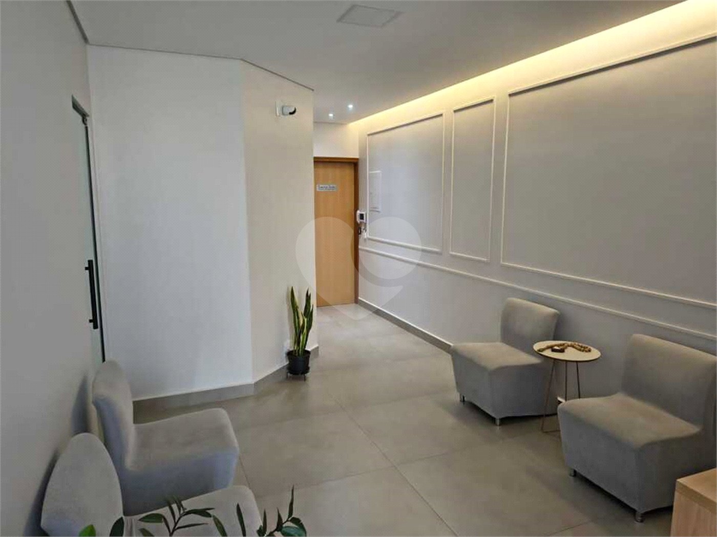 Sobrado à venda com 4 quartos, sendo 2 suítes, em Alto da Boa Vista, Ribeirão Preto, SP