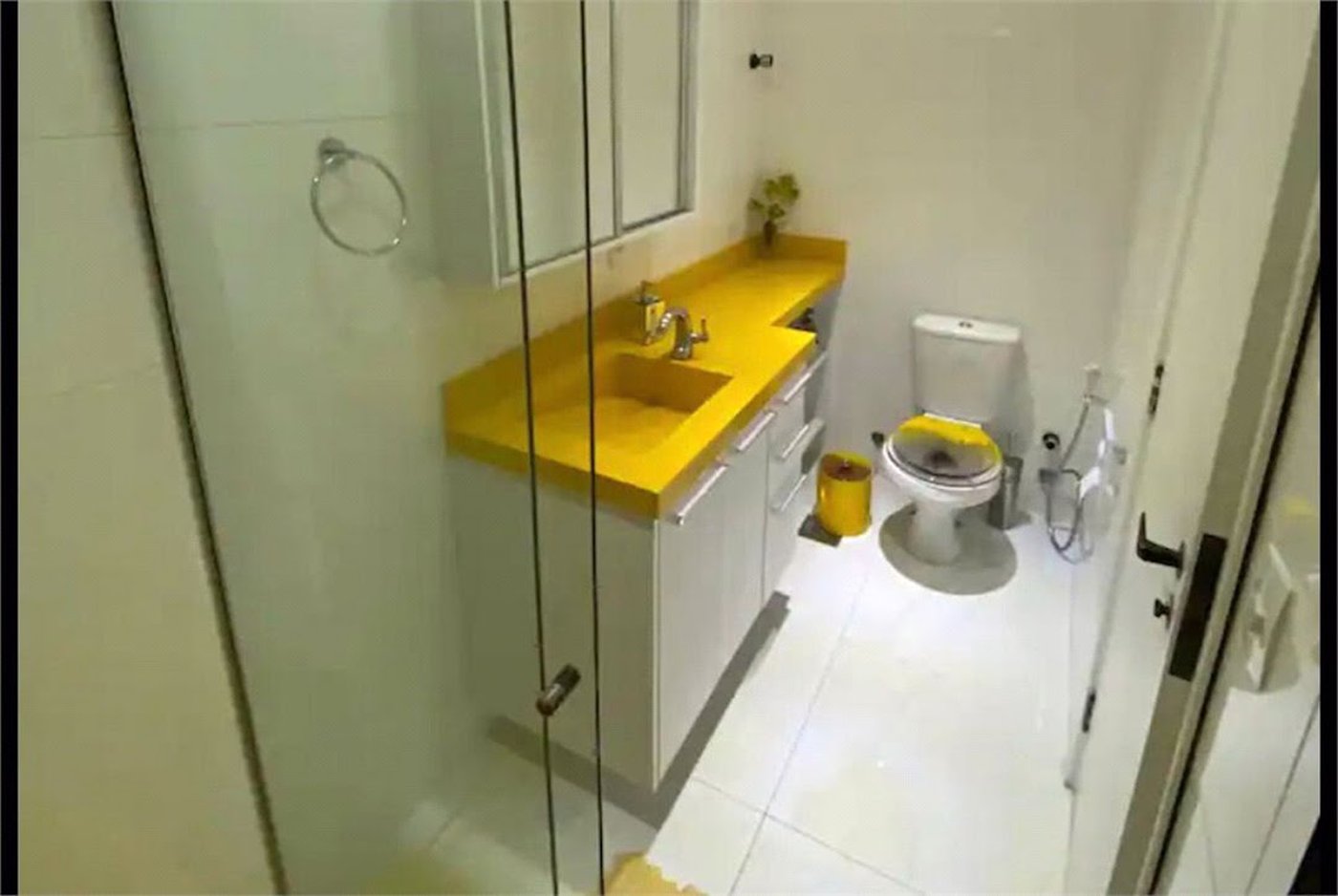 Apartamento Residencial à venda, Centro, São Vicente - AP1396.