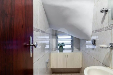 Casa à venda com 3 quartos, sendo 1 suíte, em Vila Olímpia, São Paulo, SP