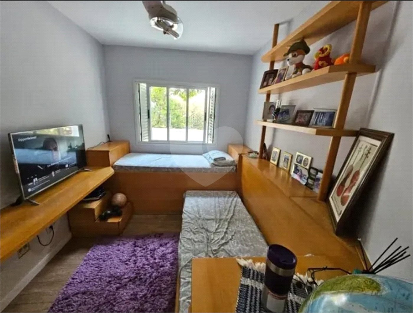 Casa à venda com 3 quartos, sendo 2 suítes, no condomínio Vila Borghese, São Paulo - SP