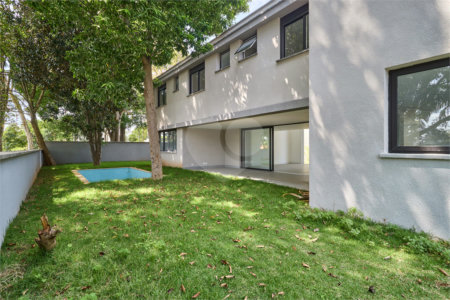 Casa à venda com 4 suítes no condomínio Liló, São Paulo - SP