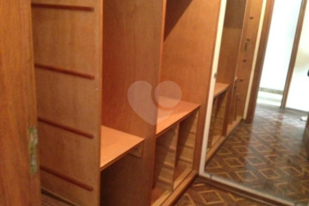 Sobrado à venda com 4 quartos, sendo 2 suítes, em Vila Madalena, São Paulo, SP