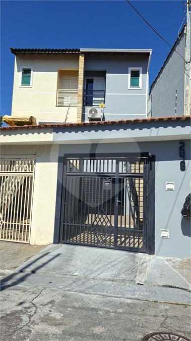 Sobrado à venda com 3 quartos, sendo 1 suíte, em Vila Gustavo, São Paulo, SP