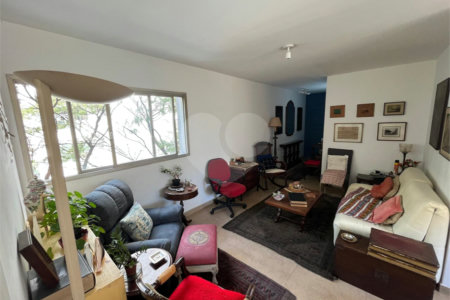 Apartamento à venda com 3 quartos, sendo 2 suítes,  em Jardim Paulista, São Paulo, SP