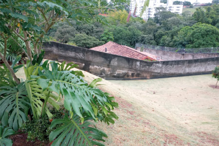 Casa à venda com 4 suítes no condomínio Estância Marambaia, Vinhedo - SP
