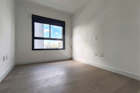 Apartamento à venda ou para alugar com 3 suítes em Água Branca, São Paulo, SP