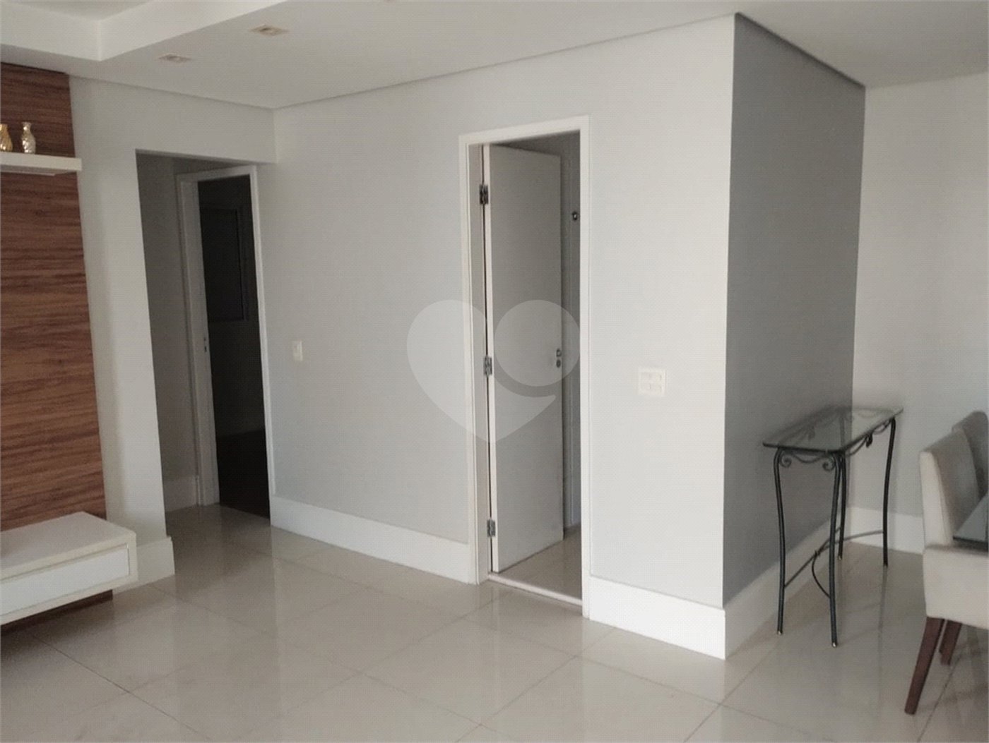 Apartamento para alugar com 2 quartos, sendo 1 suíte, em Vila Invernada, São Paulo, SP