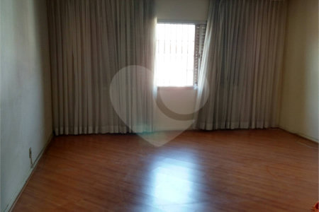 Casa à venda com 3 quartos, sendo 1 suíte, em Vila Madalena, São Paulo, SP