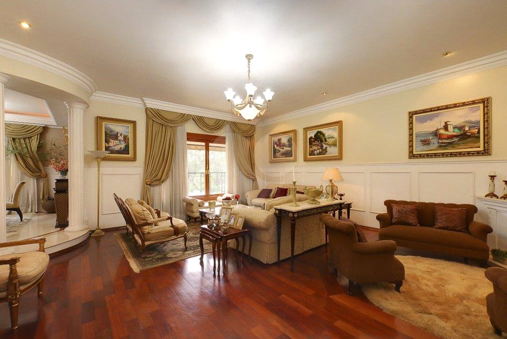 Casa à venda com 5 suítes em Jardim Marajoara, São Paulo, SP
