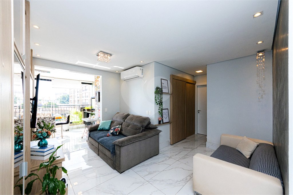 Apartamento à venda com 2 quartos, sendo 1 suíte, em Água Branca, São Paulo, SP