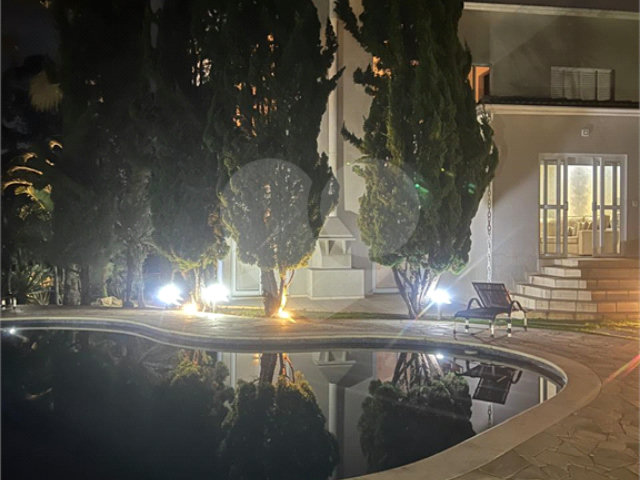 Casa à venda com 4 suítes no condomínio Parque Petrópolis 4 Secção, Mairiporã - SP