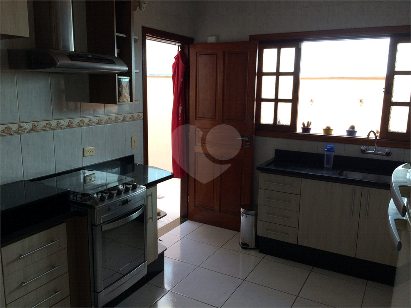 Sobrado à venda com 2 quartos, sendo 1 suíte, em Lar São Paulo, São Paulo, SP
