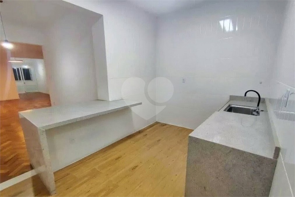 Apartamento à venda com 3 quartos, sendo 1 suíte,  em Copacabana, Rio de Janeiro, RJ