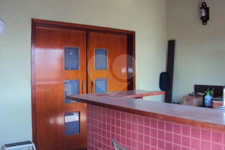 Sobrado à venda com 8 quartos em Vila Medeiros, São Paulo, SP