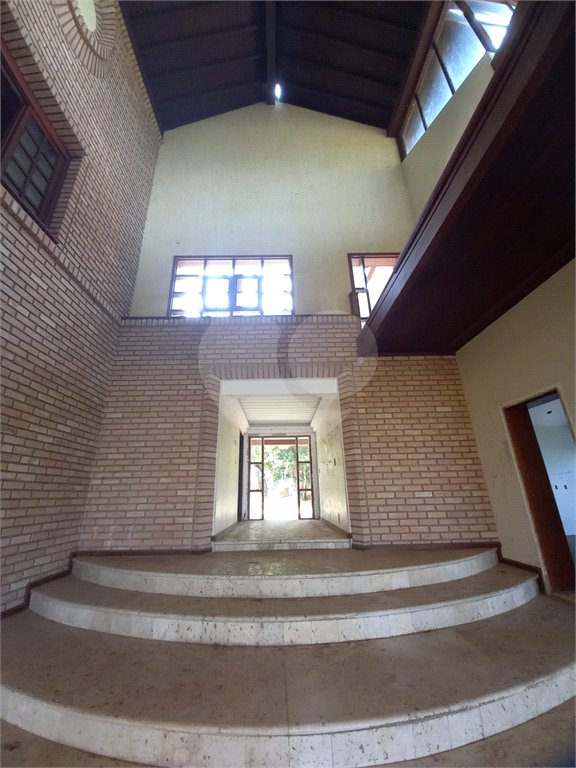 Casa à venda com 14 quartos, sendo 10 suítes, no condomínio Rua do Observatorio 2270, Vinhedo - SP