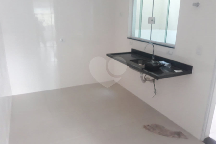 Casa à venda com 2 suítes no condomínio Casa de Pedra, São Paulo - SP
