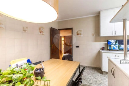 Sobrado à venda com 5 quartos, sendo 4 suítes, em Vila Galvão, Guarulhos, SP