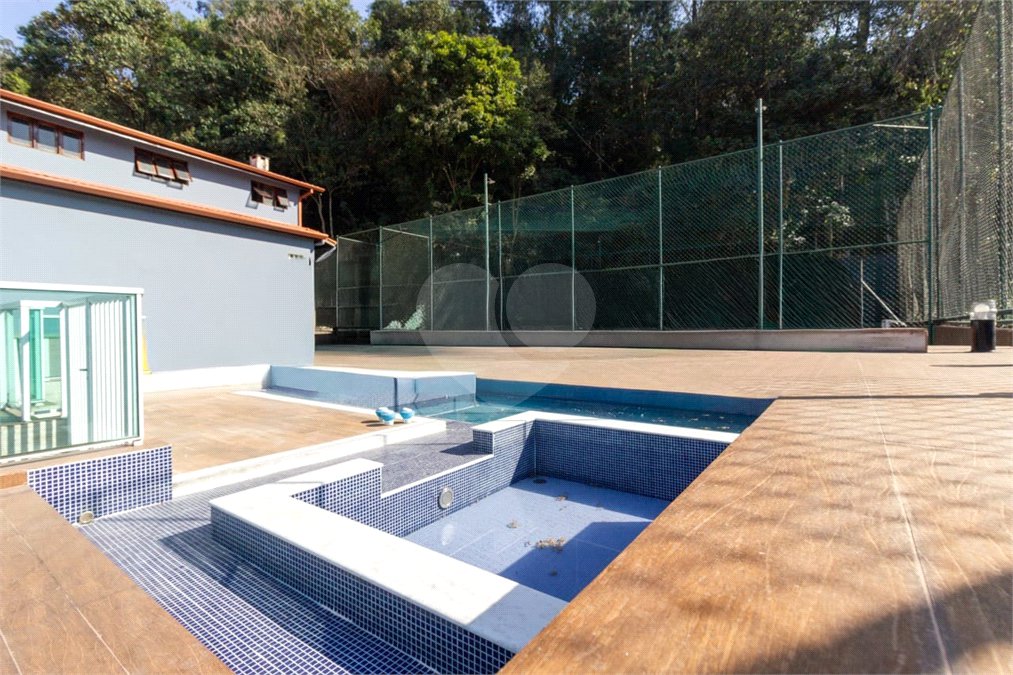 Casa à venda com 3 suítes no condomínio Da Serra, São Paulo - SP