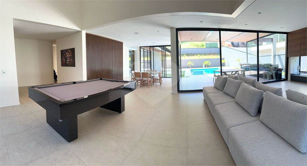 Casa à venda com 5 suítes no condomínio Porto de Atibaia, Atibaia - SP