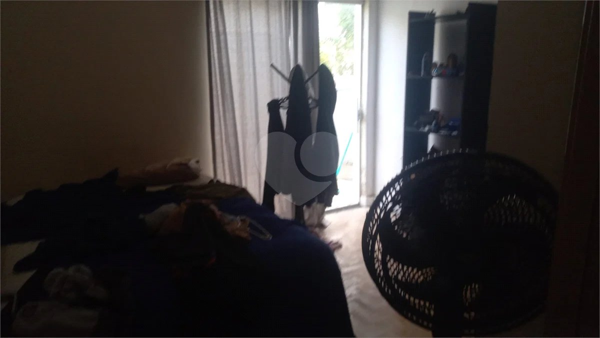 Maravilhoso apartamento à venda, com 3 quartos, 90m2. moveis planejados, no Guarujá (Enseada)