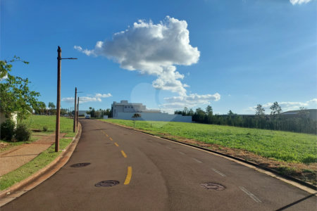 1008m² de frente pro campo de golf