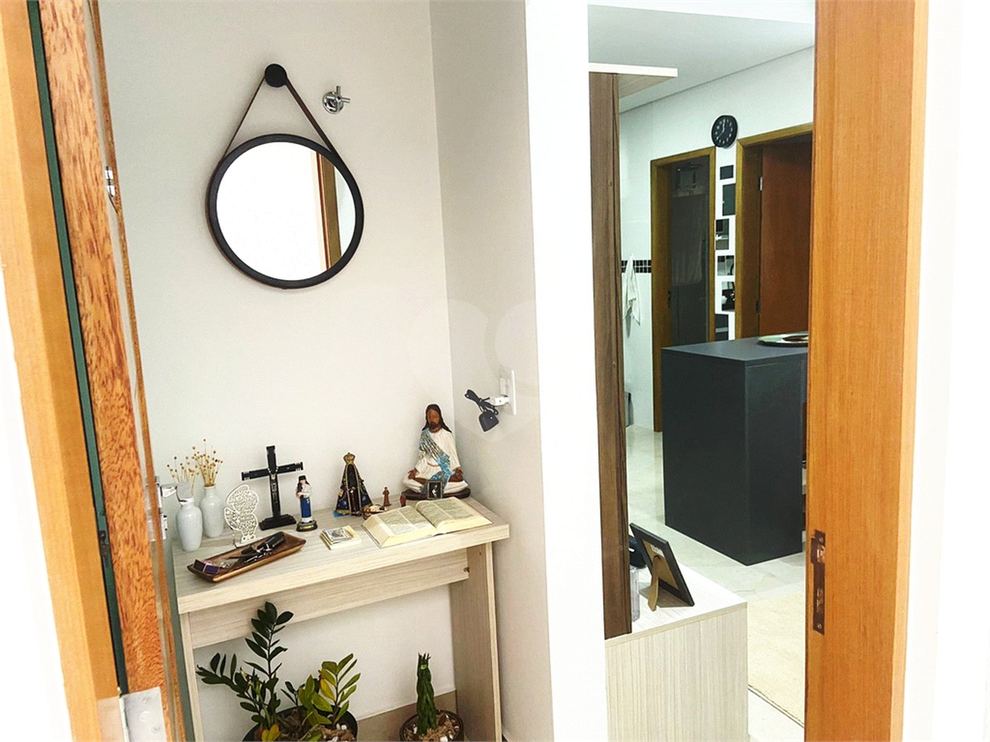 Casa à venda com 2 quartos no condomínio Guganis, São Paulo - SP
