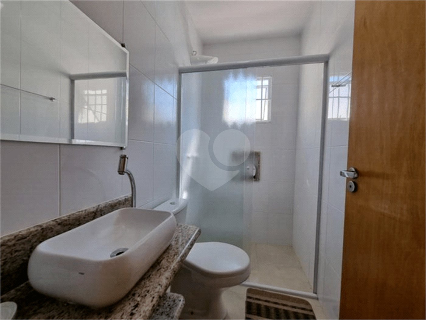 Sobrado à venda com 5 quartos, sendo 1 suíte,  em Vila Moraes, São Paulo, SP