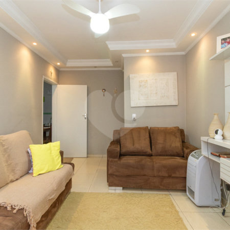 Casa à venda com 3 quartos, sendo 1 suíte, em Chora Menino, São Paulo, SP