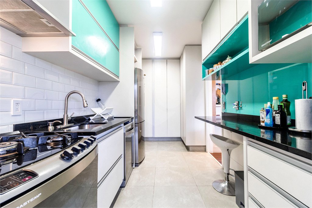 Apartamento à venda com 3 suítes em Brooklin, São Paulo, SP