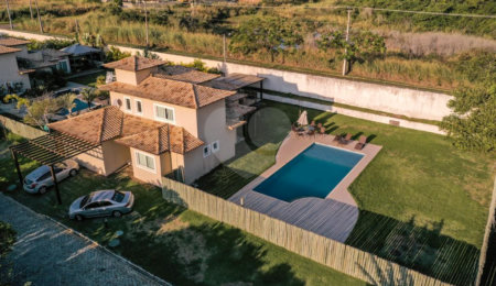 Casa em condomínio à venda com 6 quartos, sendo 4 suítes,  no Centro (mangue), Armação dos Búzios, RJ