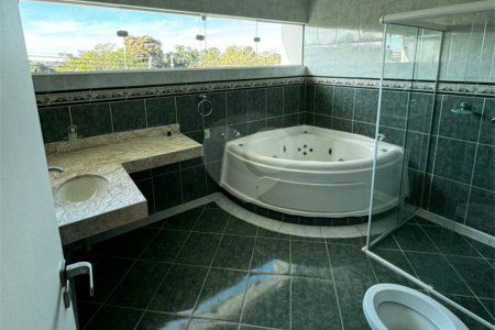 Casa à venda com 3 quartos, sendo 1 suíte, no condomínio Residencial Villa dos Inglezes, Sorocaba - SP