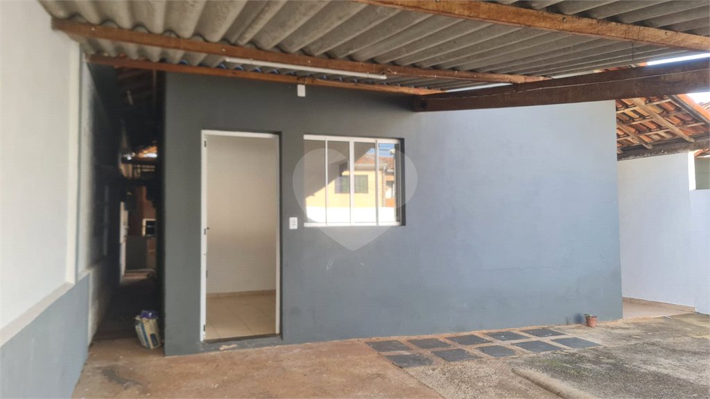 Casa à venda com 2 quartos em Vila Mazzei, Itapetininga, SP