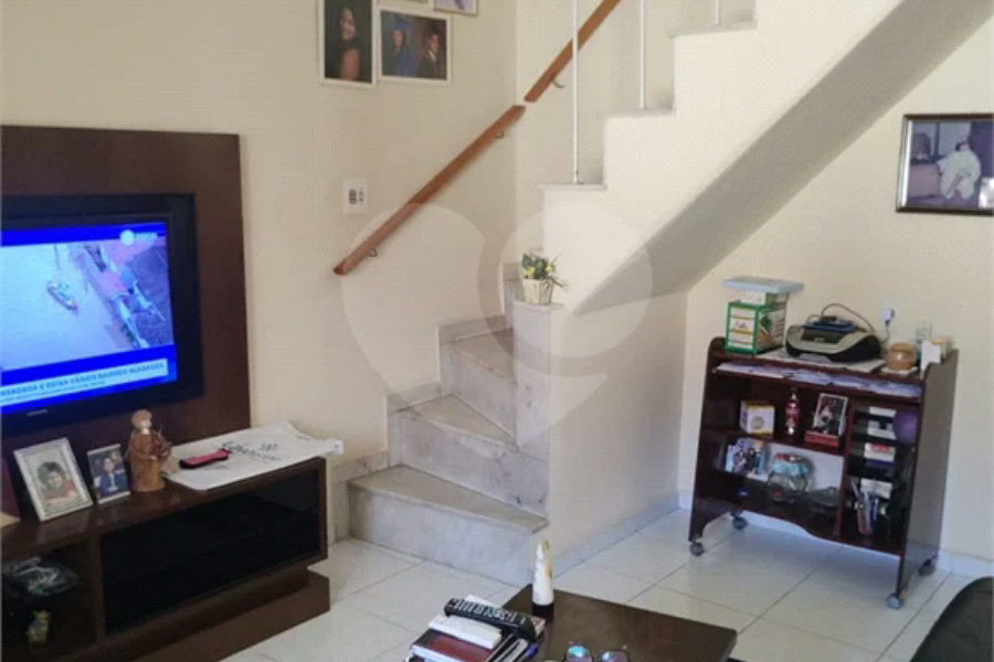 Sobrado à venda com 2 quartos em Vila Mazzei, São Paulo, SP