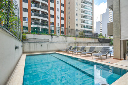 Apartamento à venda com 3 quartos, sendo 1 suíte,  em Moema, São Paulo, SP