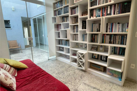 Casa à venda com 3 suítes em Jardim do Lago, Atibaia, SP