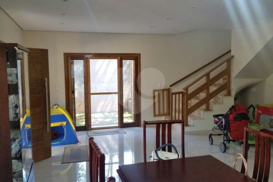 Sobrado à venda com 3 quartos, sendo 1 suíte, em Barro Branco (zona Norte), São Paulo, SP